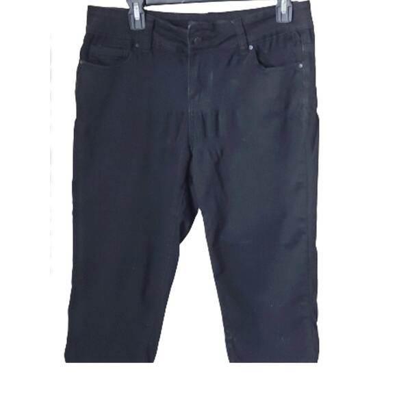 Vintage Violet Pants - 2 FOR $5 SALE Vintage Violet Black Capri Jeans 12P